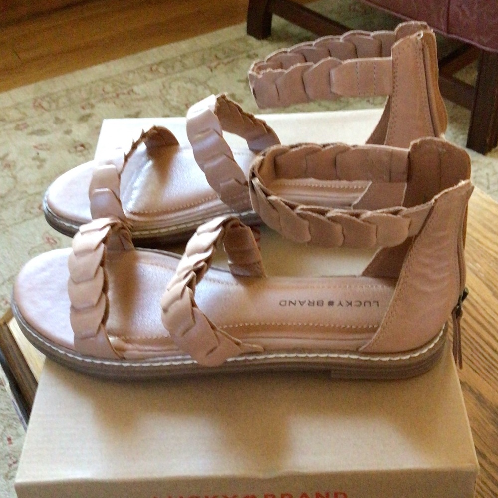 Women’s Lucky Brand Kandiss Sandal in Brown sz 7 NIB - Picture 9 of 10